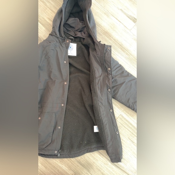 Hurley Jacket - Picture 4 of 5